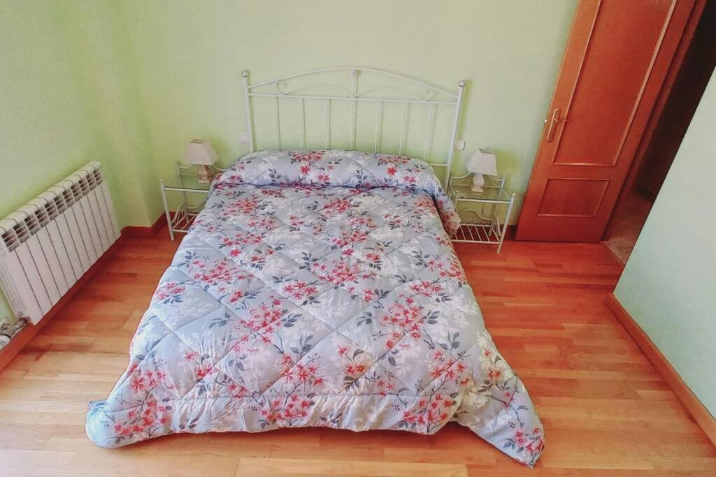 Apartamento Para 5 Personas Con Garaje A 10 Minutos De 巴利亚多利德 外观 照片