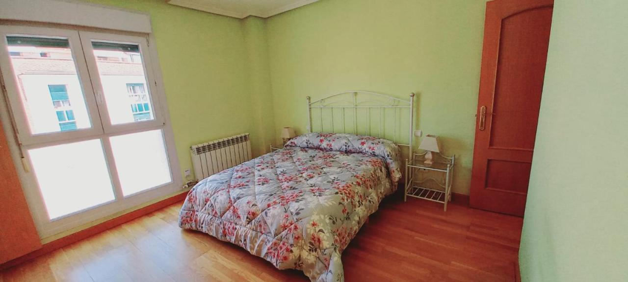 Apartamento Para 5 Personas Con Garaje A 10 Minutos De 巴利亚多利德 外观 照片